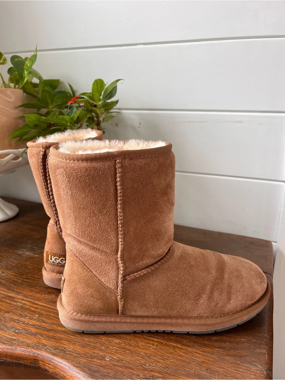 UGG classic short